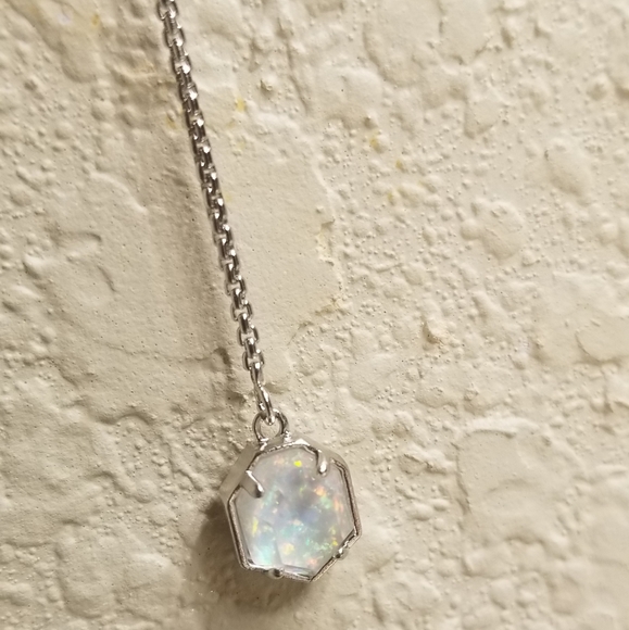 NWT WHITE KYOCERA OPAL ILLUSION Y NECKLACE SILVER - Picture 4 of 5